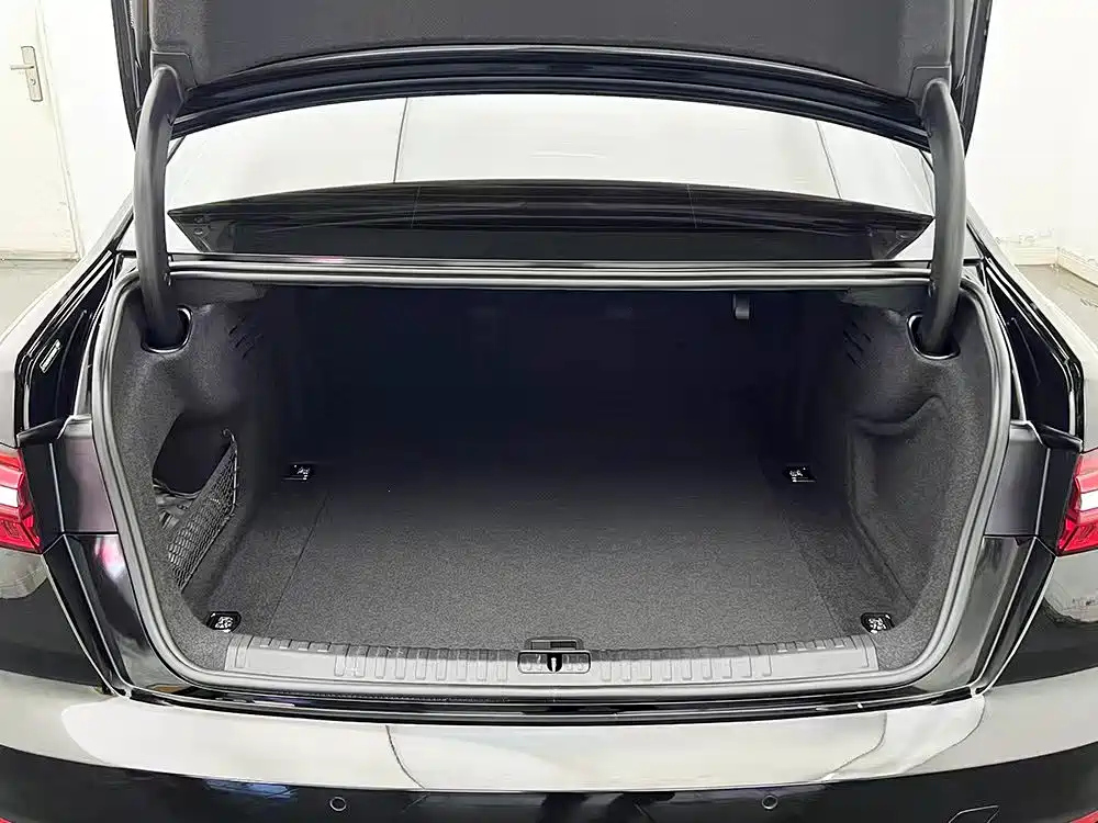 AUDI A6L 2023