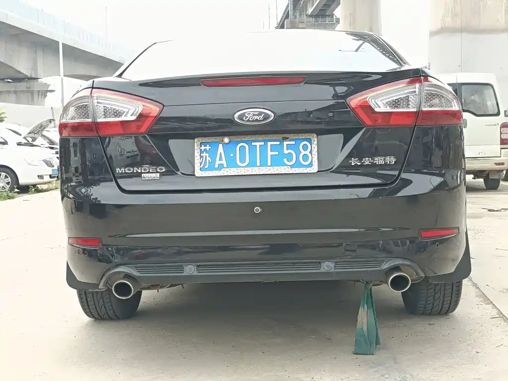 FORD MONDEO - WINNER 2012