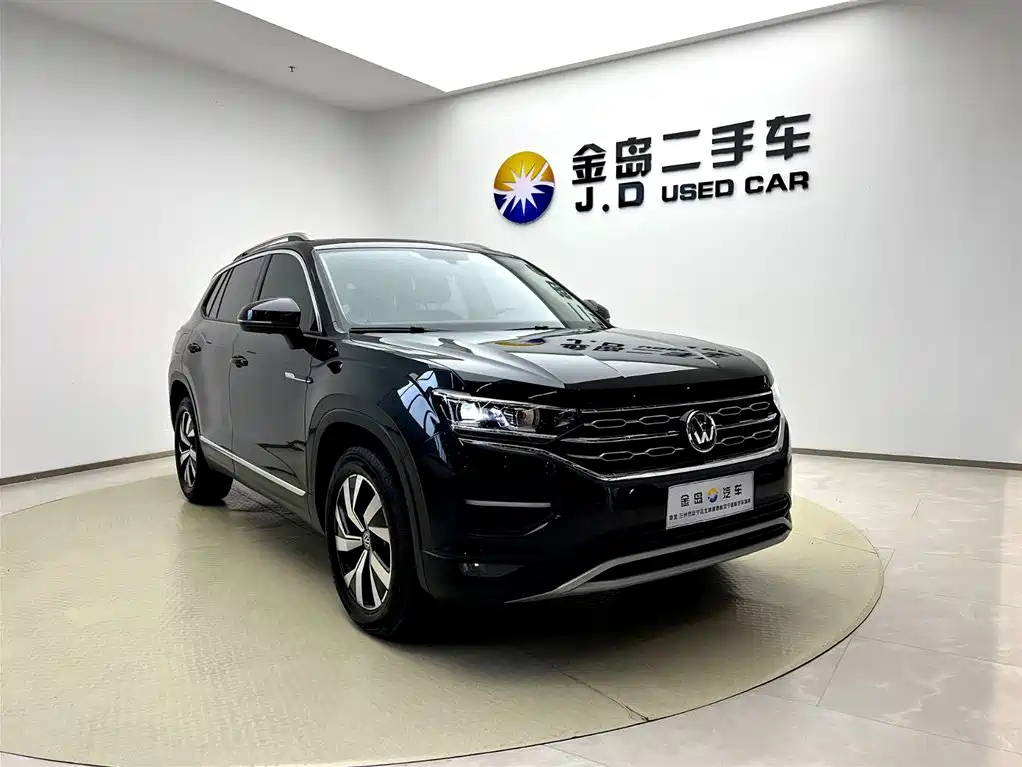 VOLKSWAGEN TAYRON 2021
