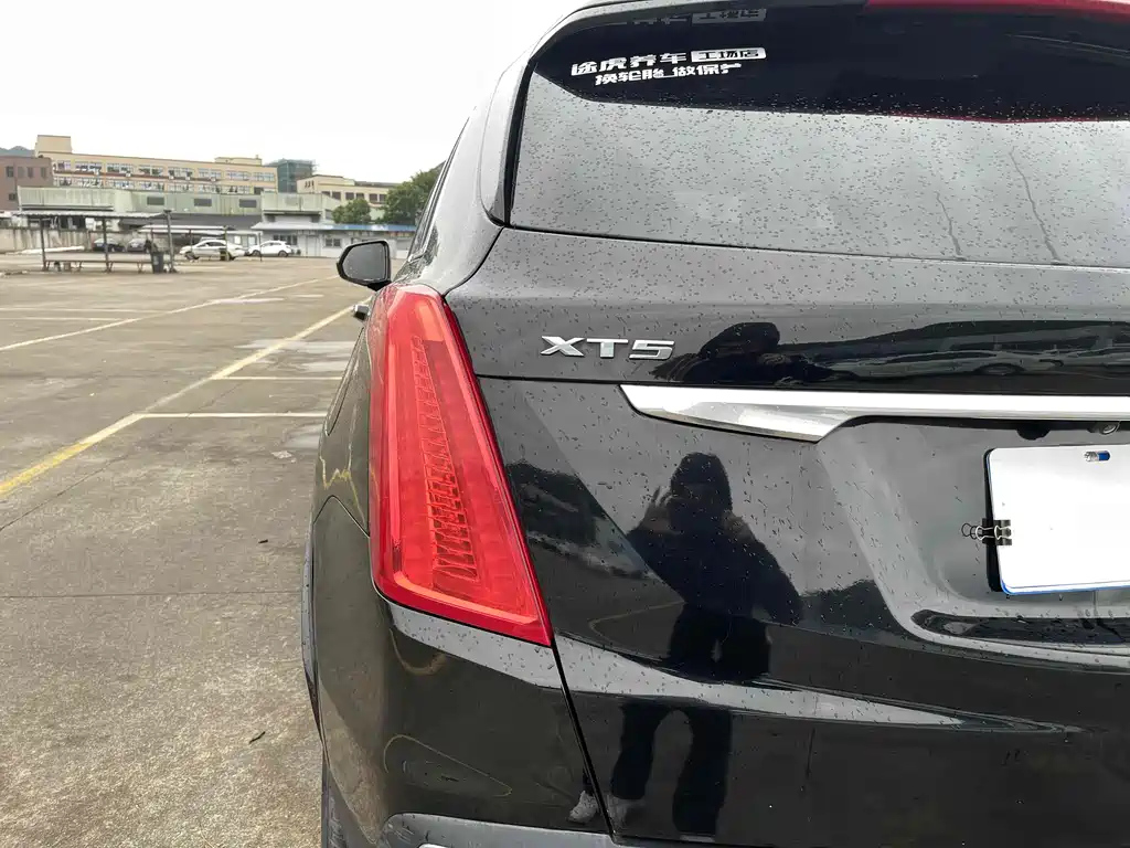 CADILLAC XT5 2016