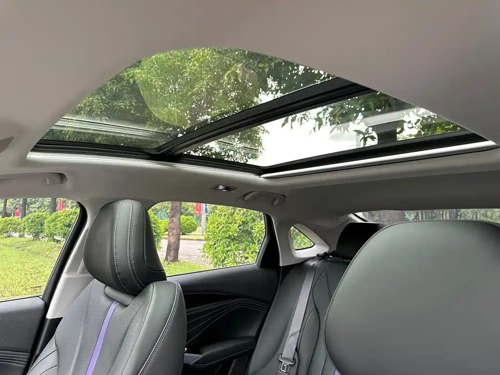 GEELY AUTO PREFACE L 2024