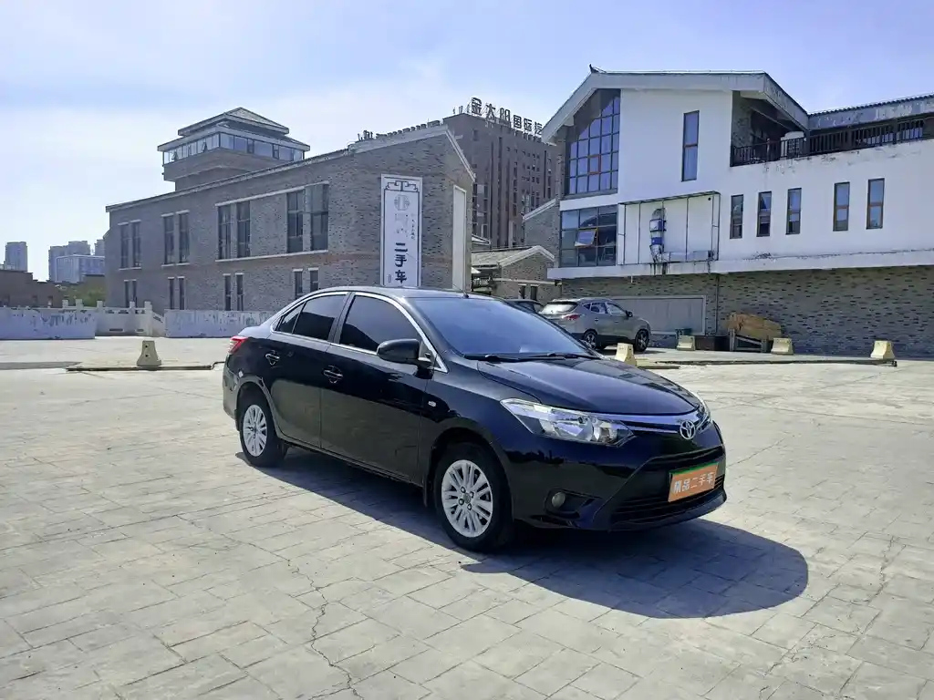 TOYOTA VIOS 2015
