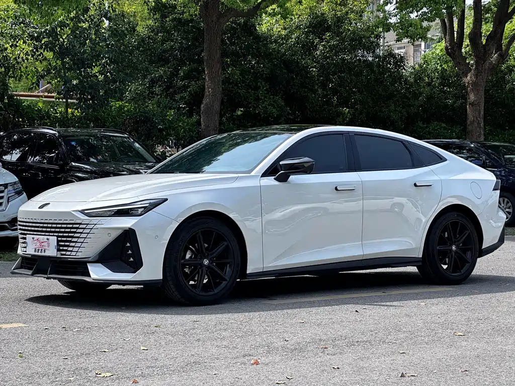 CHANGAN UNI-V 2022