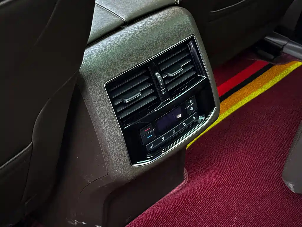 VOLKSWAGEN VILORAN 2020