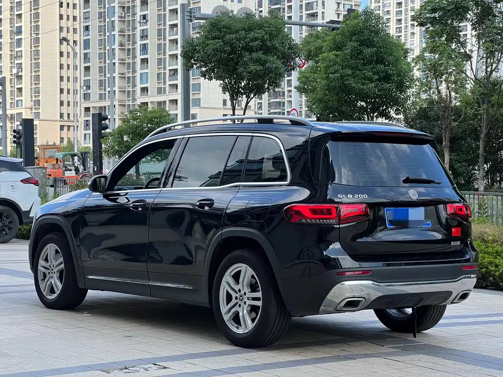 MERCEDES BENZ GLB 2022