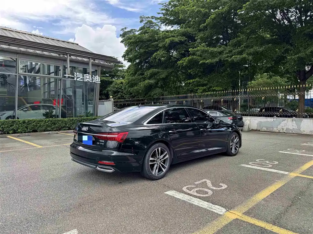 AUDI A6L 2020