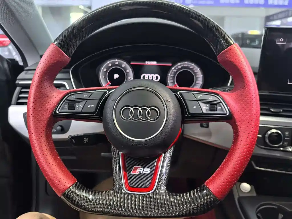 AUDI A5 2021