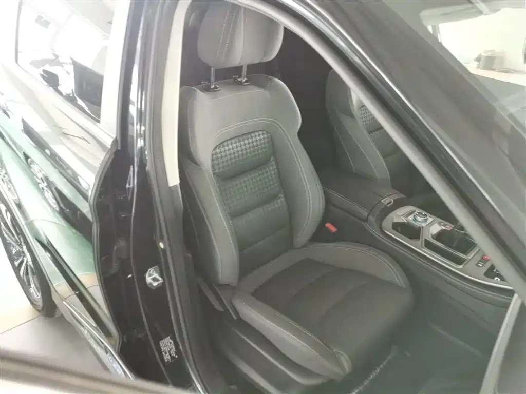 JETOUR X70 PLUS 2021