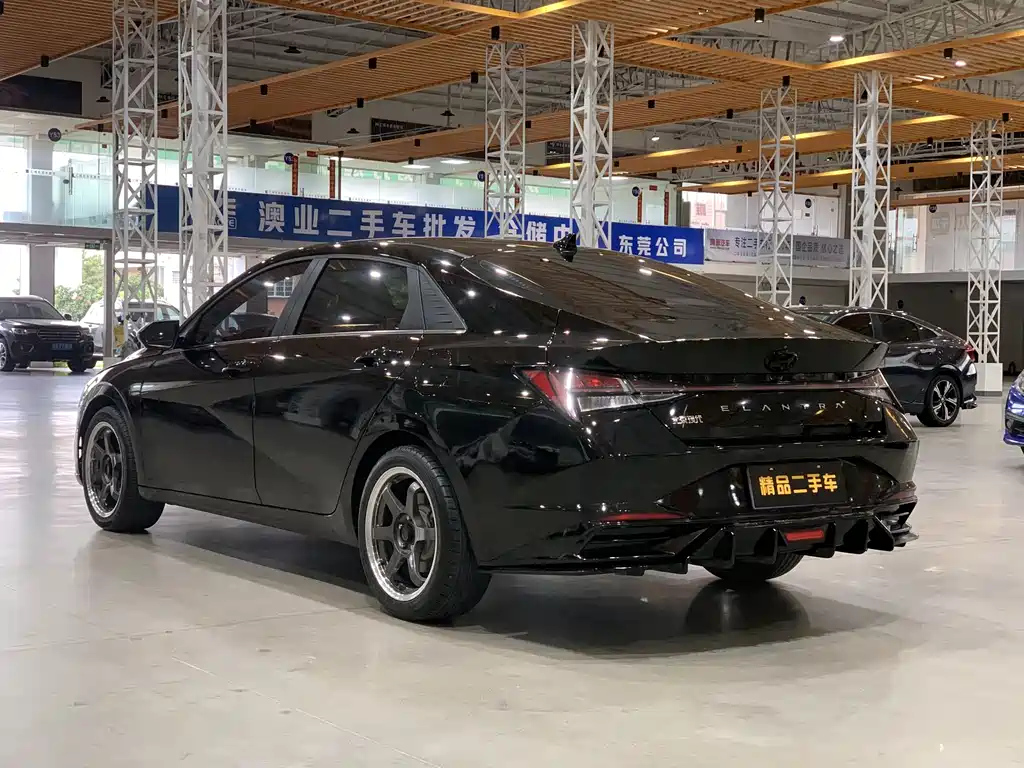 HYUNDAI ELANTRA 2021