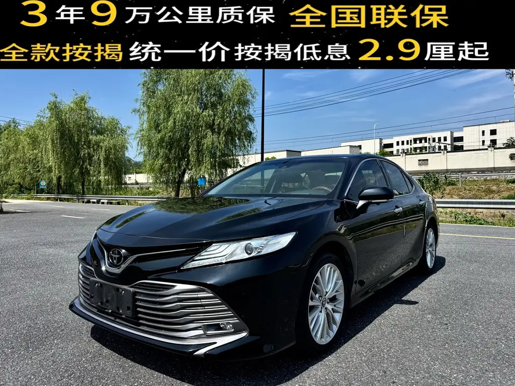 TOYOTA CAMRY 2018