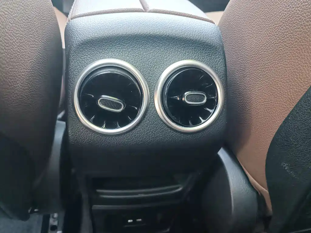 MERCEDES BENZ GLB 2020