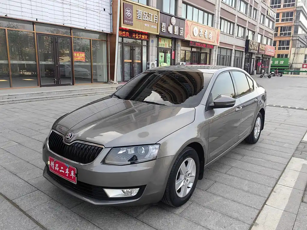 SKODA OCTAVIA 2015