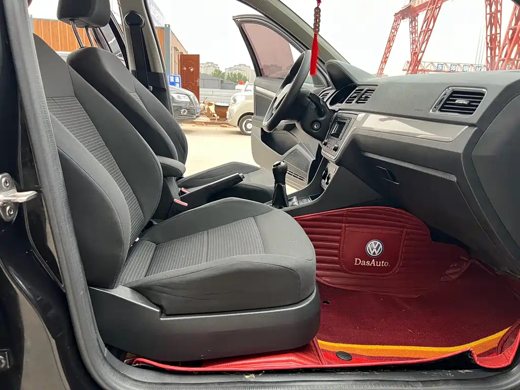 VOLKSWAGEN LAVIDA 2017