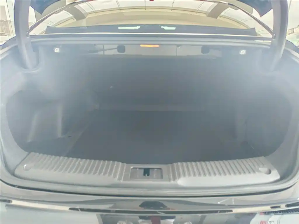 HONGQI H5 2023