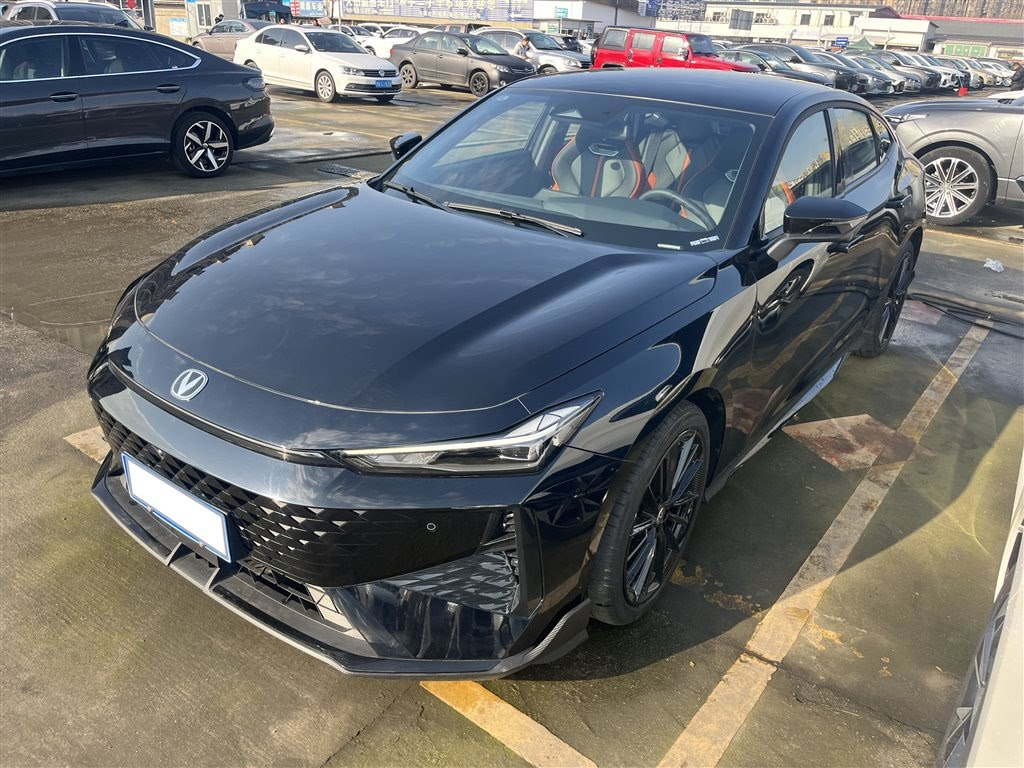 CHANGAN UNI-V 2024