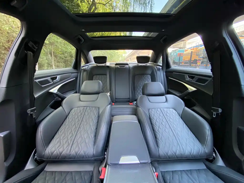 AUDI A6L 2025