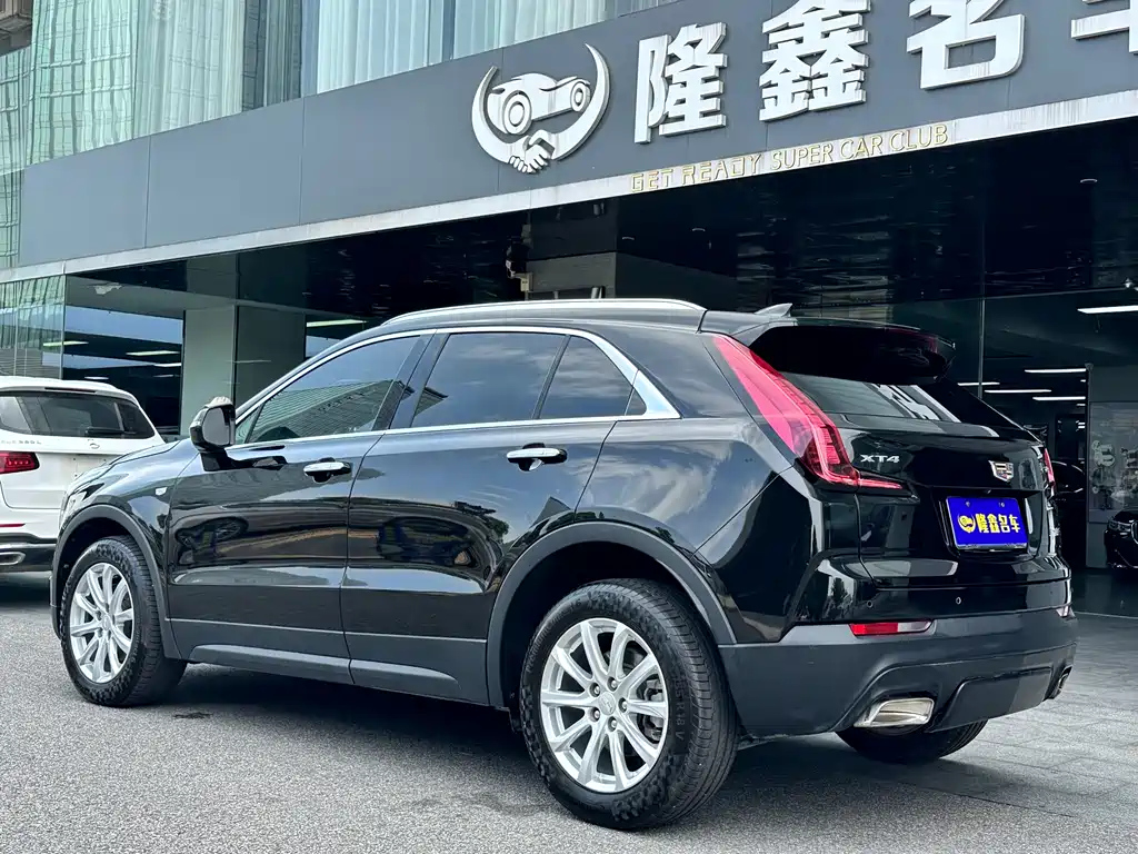 CADILLAC XT4 2018