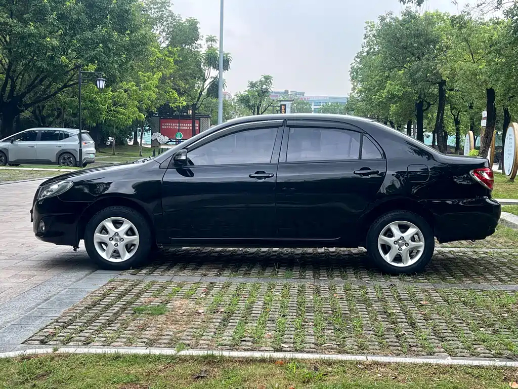 TOYOTA COROLLA 2013