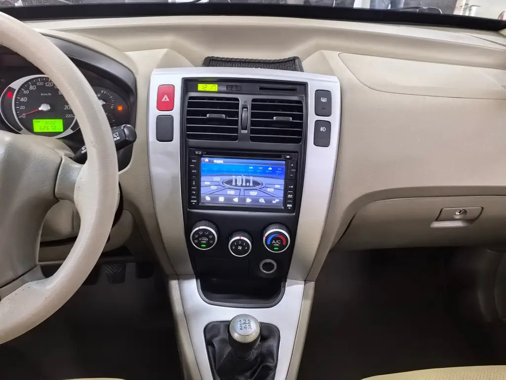 HYUNDAI TUCSON 2009