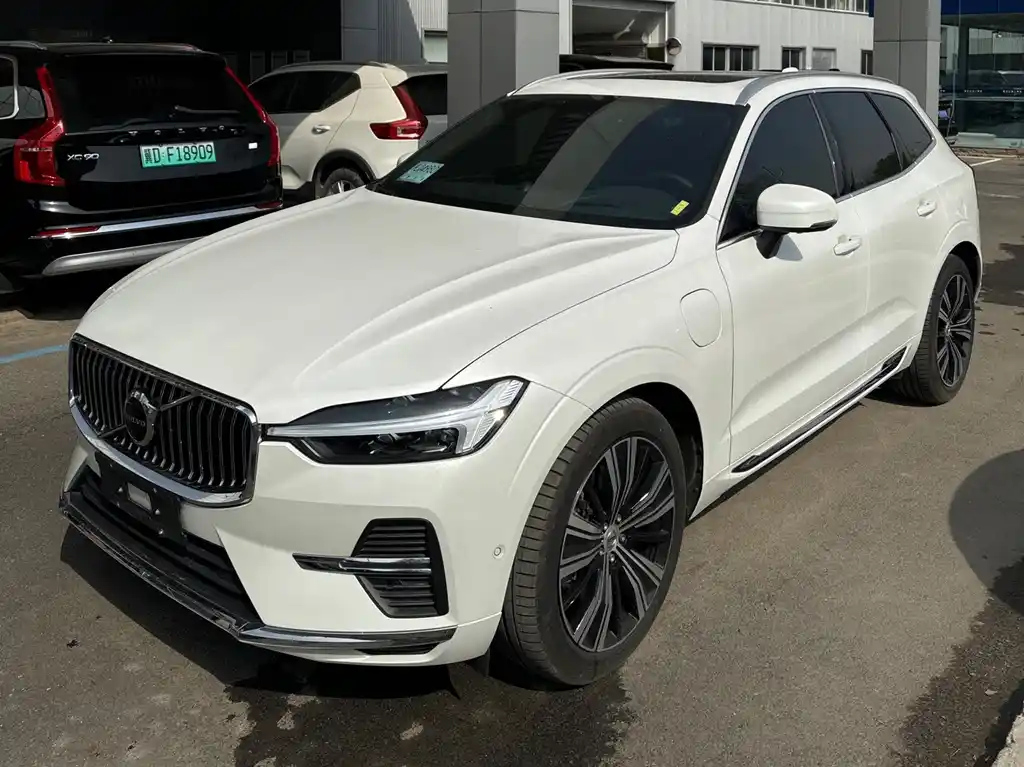 VOLVO XC60 NEW ENERGY 2023