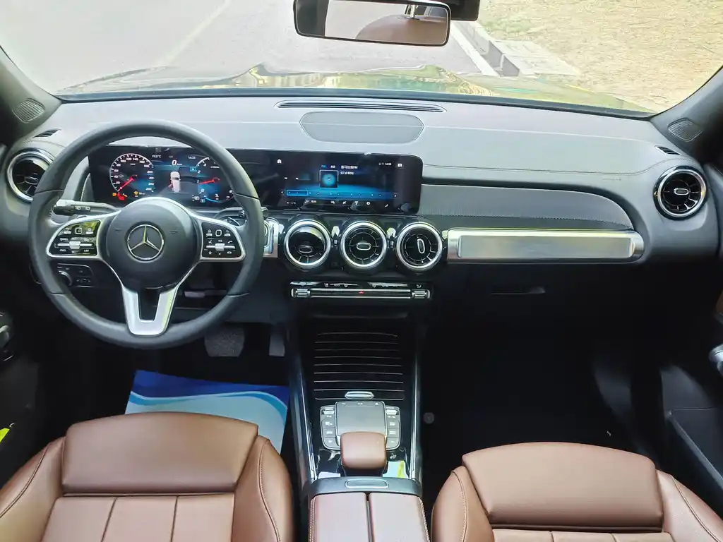 MERCEDES BENZ GLB 2020