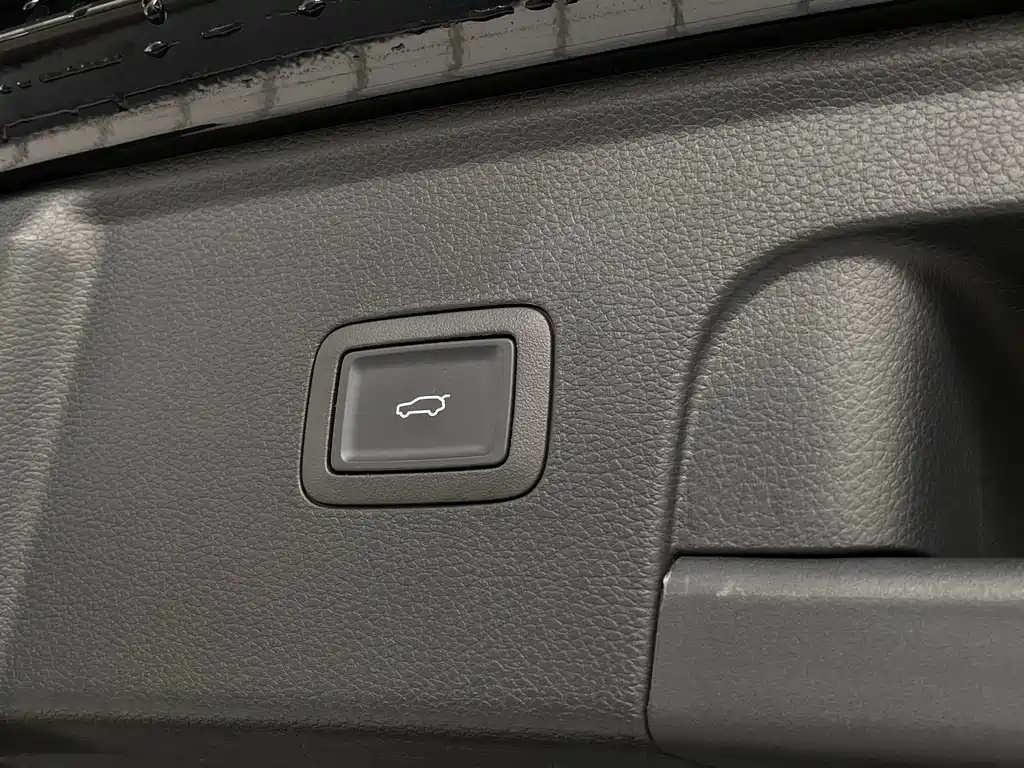 HONGQI HS3 PHEV 2024