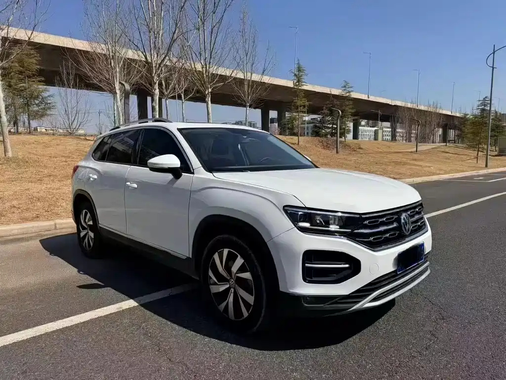 VOLKSWAGEN TAYRON 2019