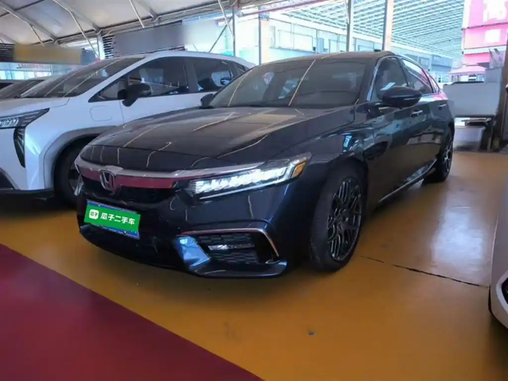 HONDA INSPIRE 2019