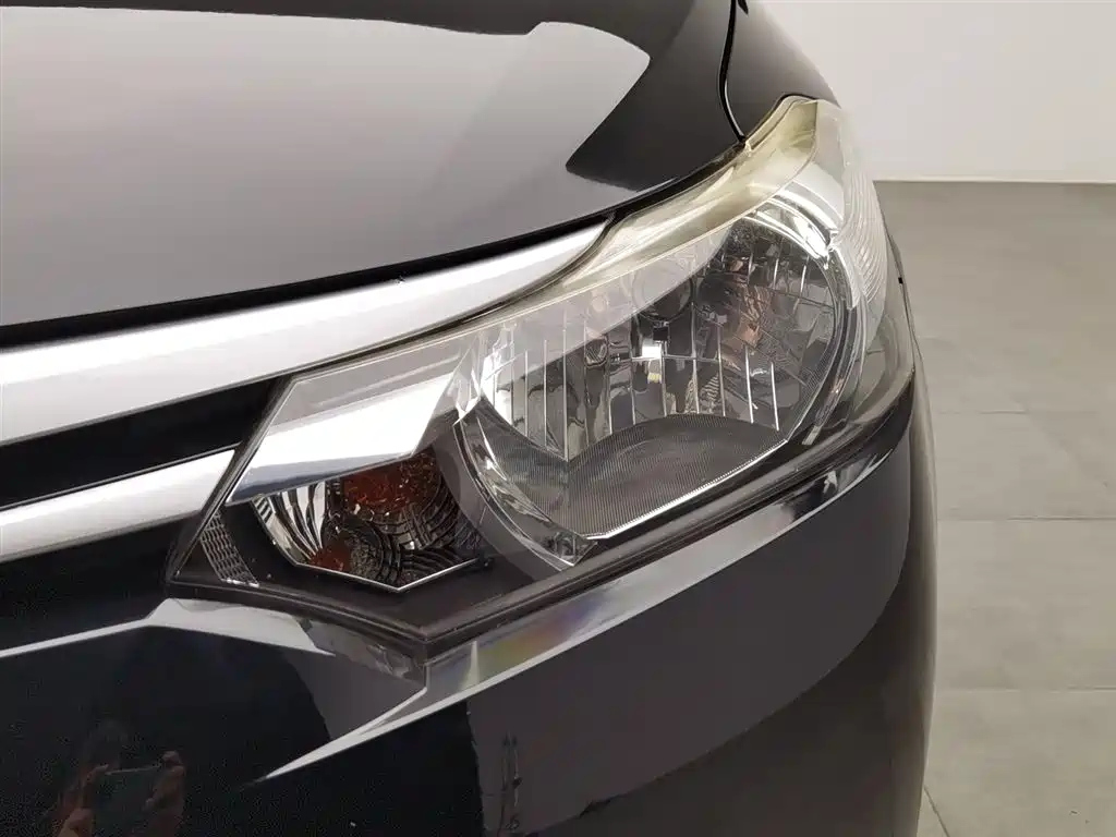 TOYOTA VIOS 2015