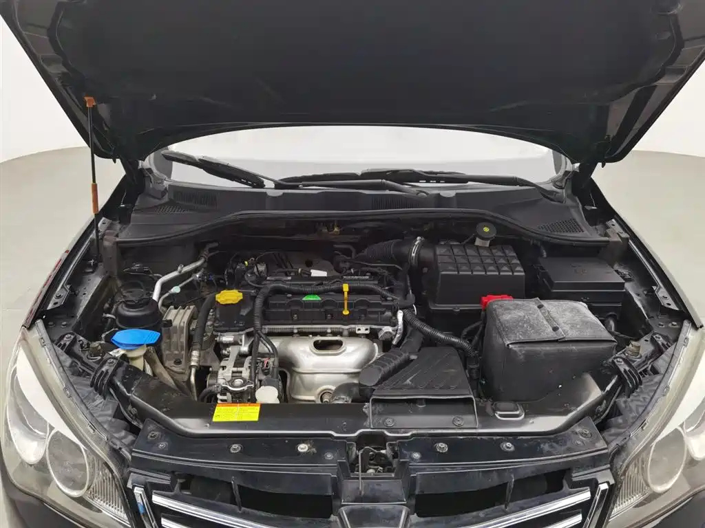 ROEWE 350 2015