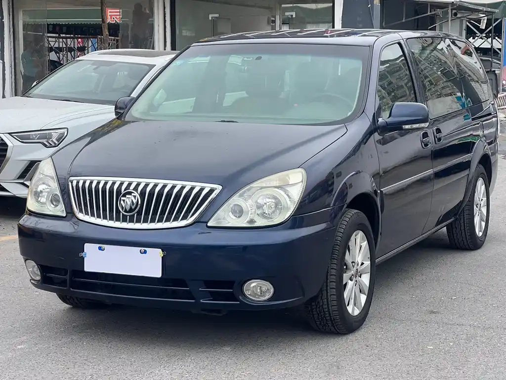 BUICK GL8 2011