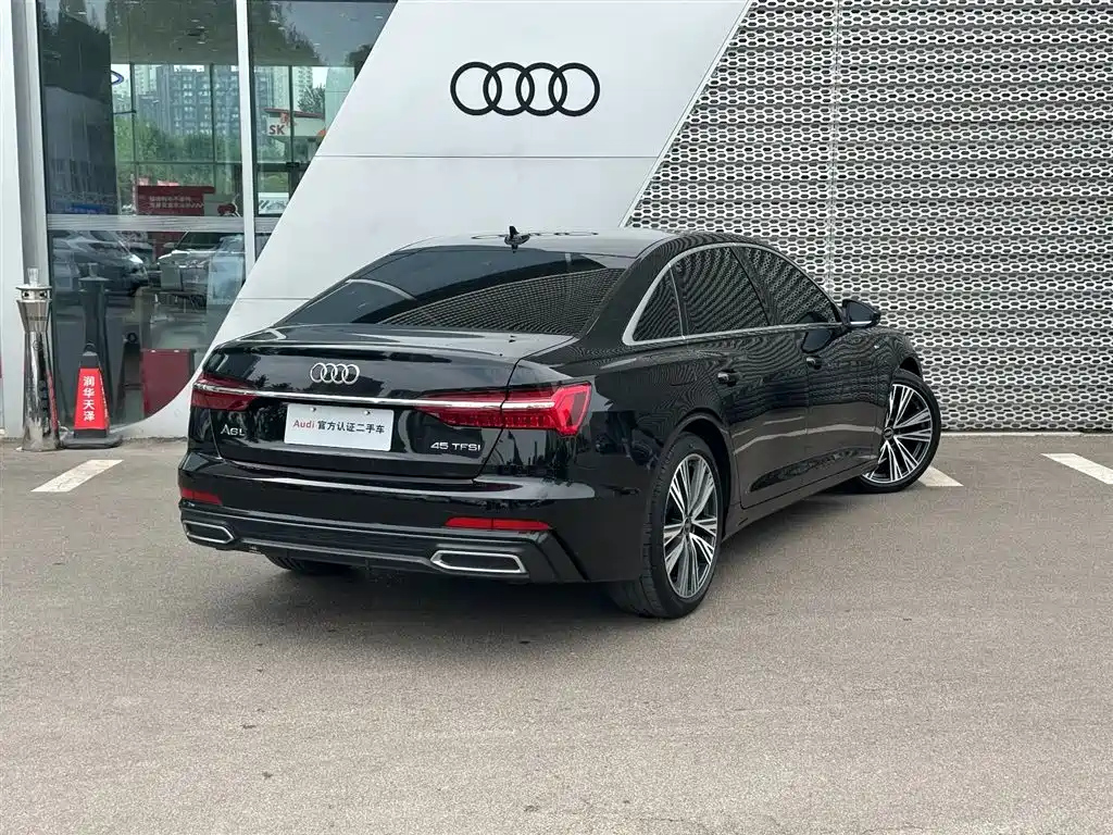 AUDI A6L 2022