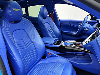 ASTON MARTIN DBX  2021 YEAR 4.0T V8 2021