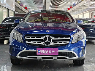 MERCEDES BENZ GLA 2019