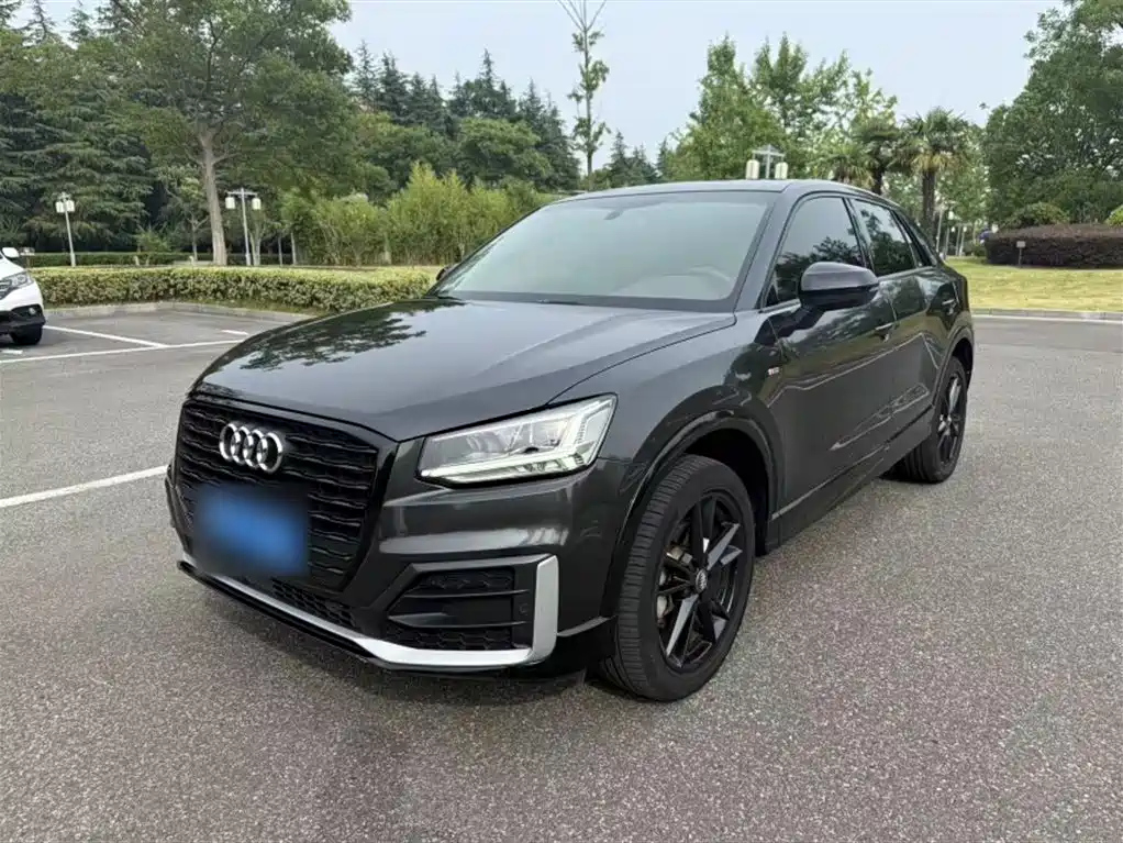 AUDI Q2L 2021