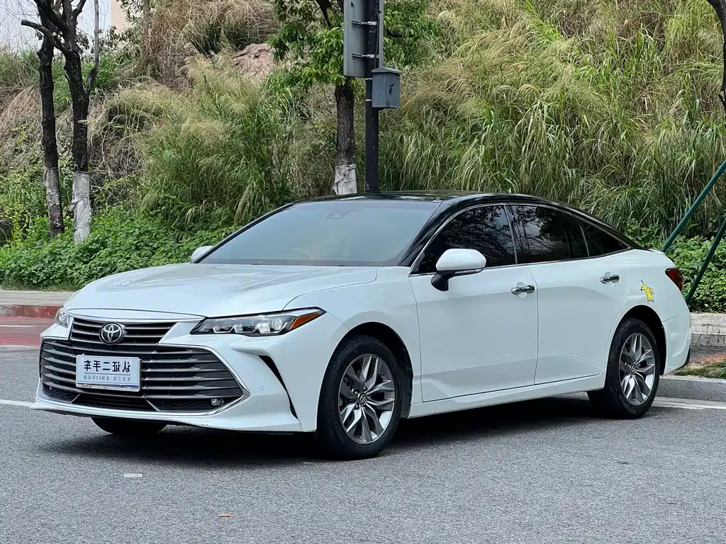 TOYOTA AVALON 2021