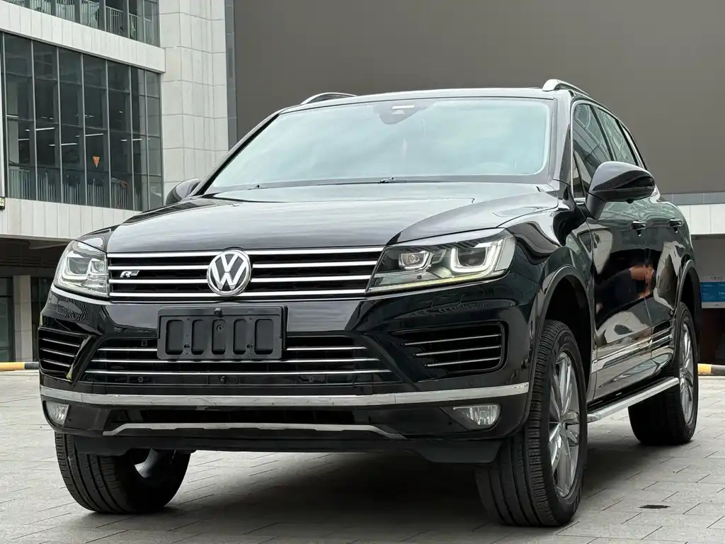 VOLKSWAGEN TOUAREG 2017