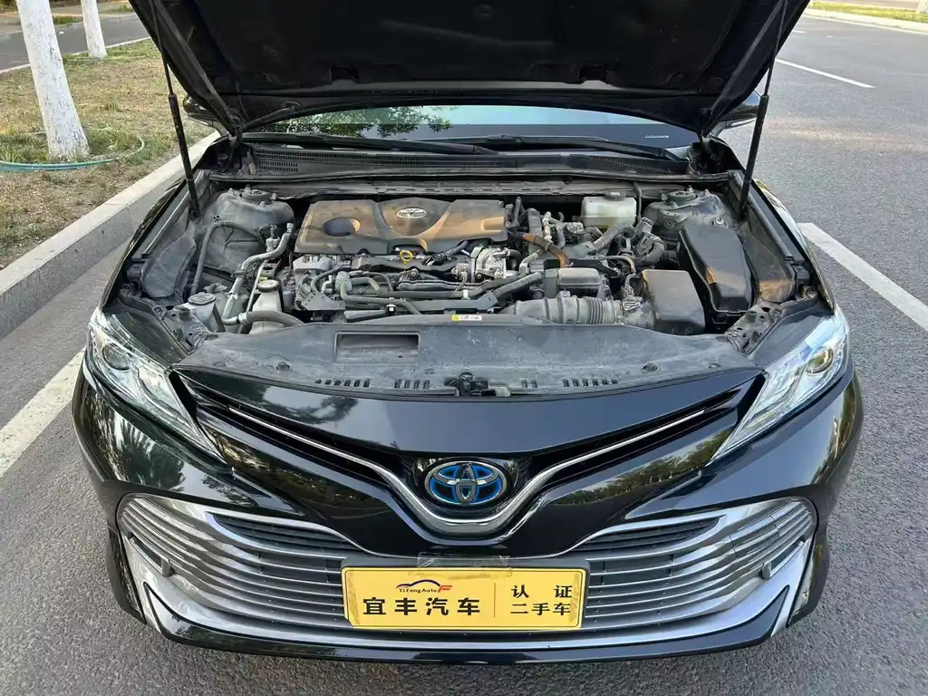 TOYOTA CAMRY 2019