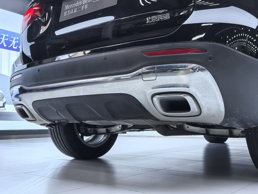 MERCEDES BENZ GLB 2023