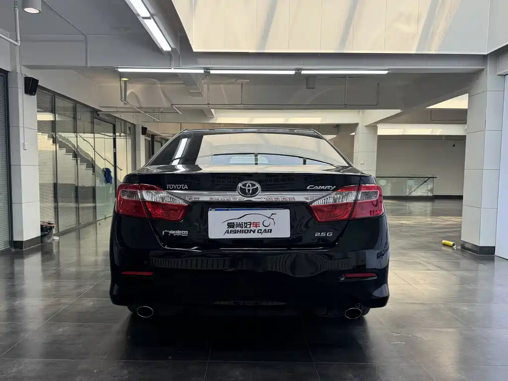 TOYOTA CAMRY 2012