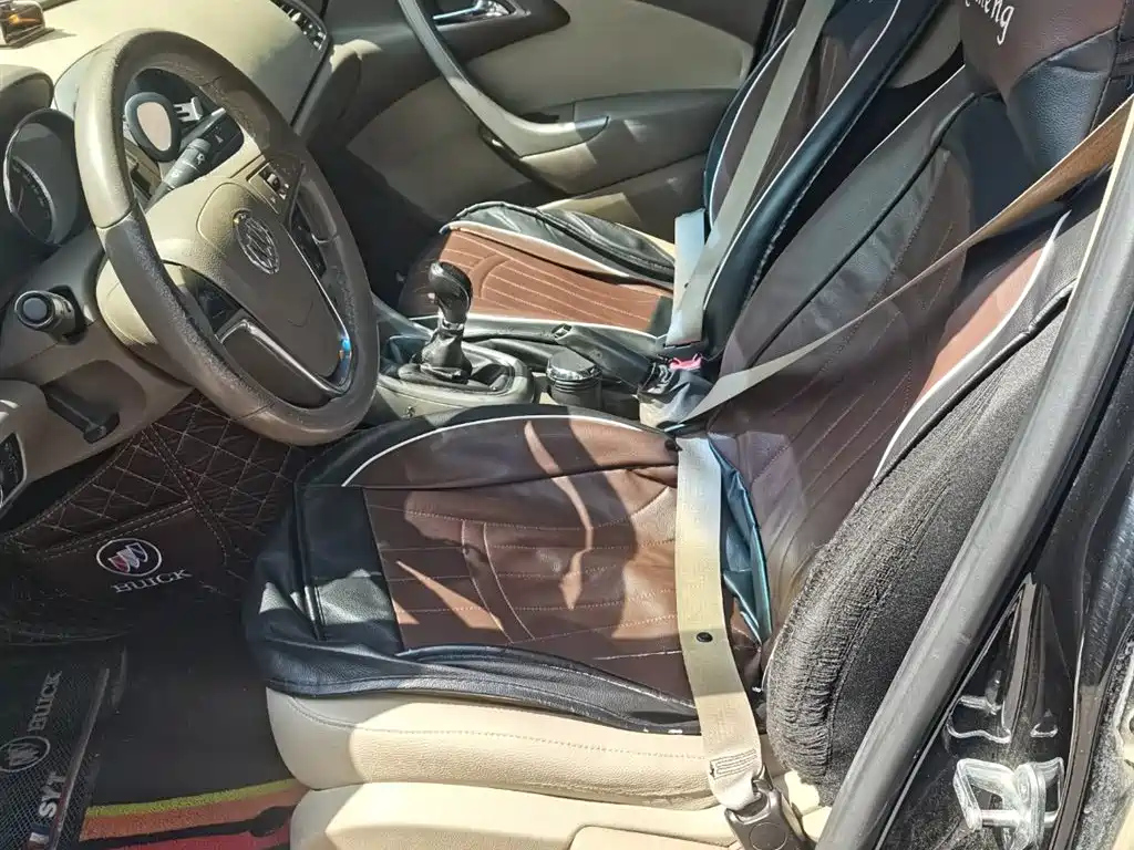 BUICK EXCELLE 2011