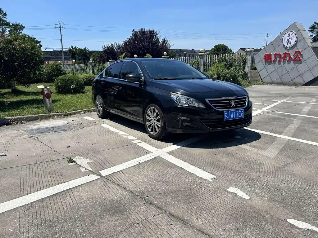 PEUGEOT 408 2014