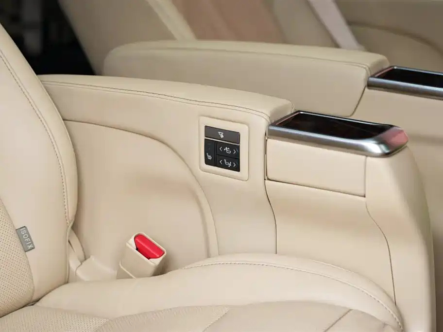 TOYOTA ALPHARD 2018