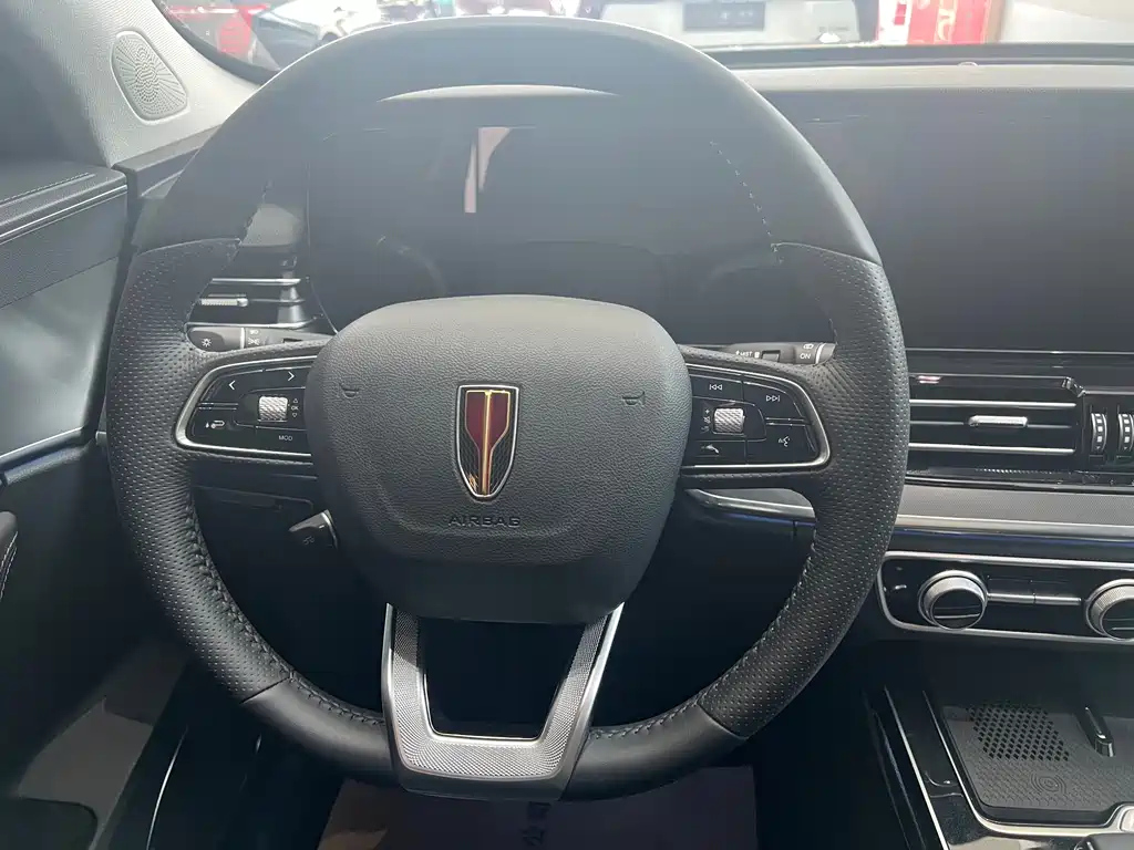 HONGQI HS5 2023