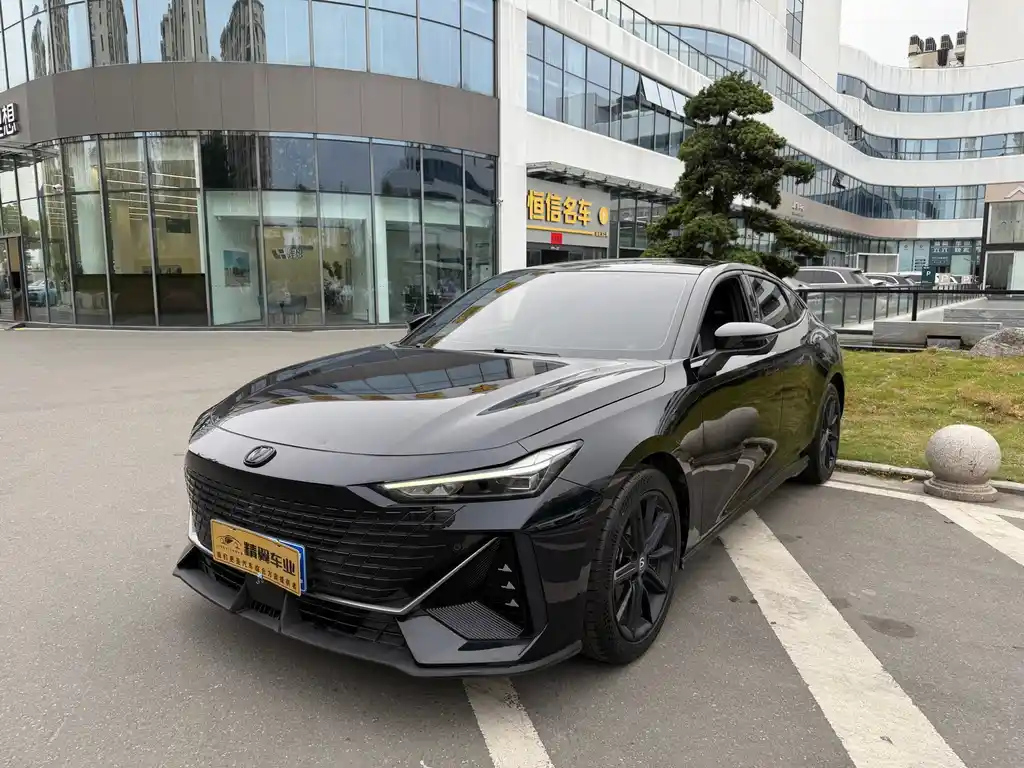 CHANGAN UNI-V 2023