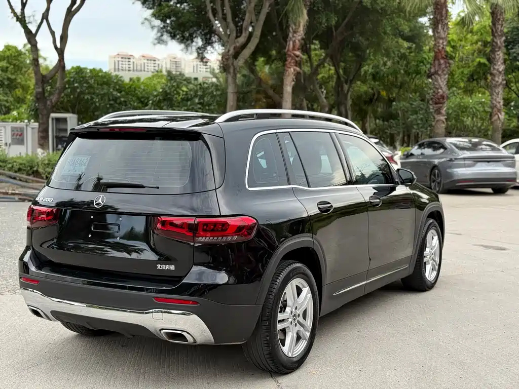 MERCEDES BENZ GLB 2022