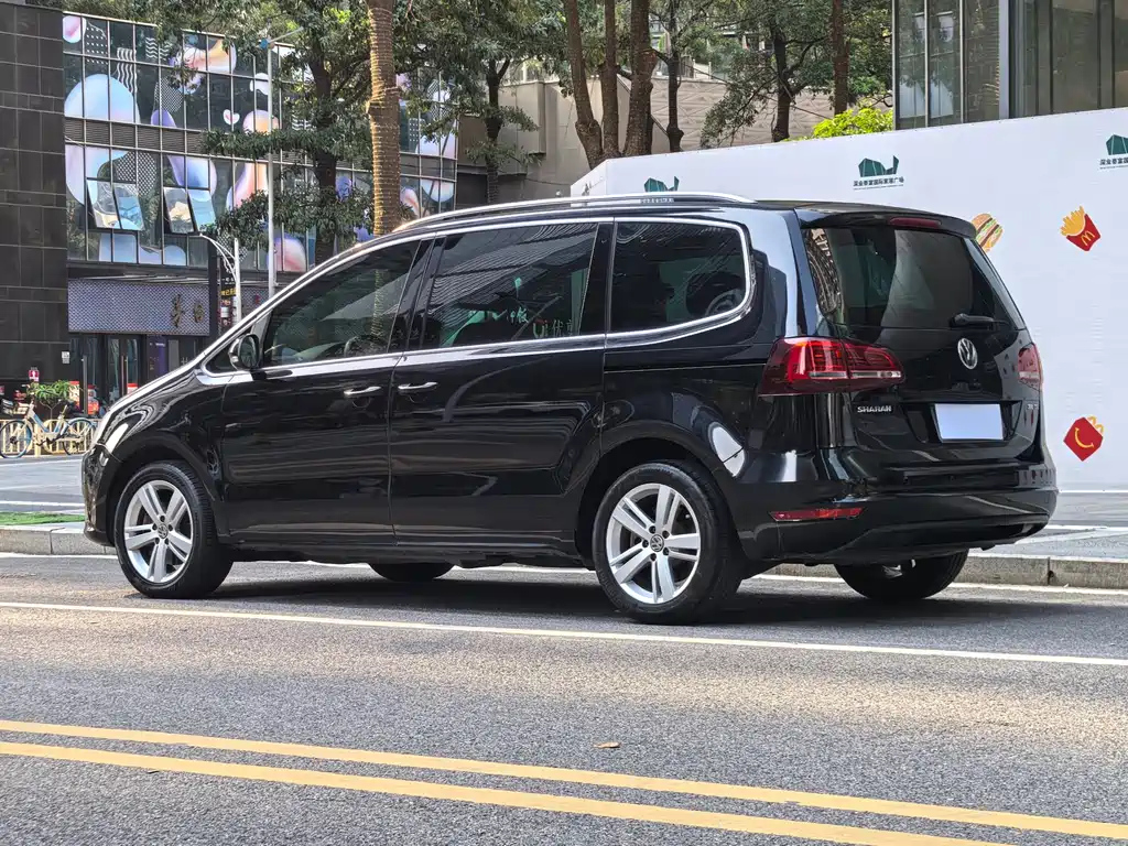 VOLKSWAGEN SHARAN 2016