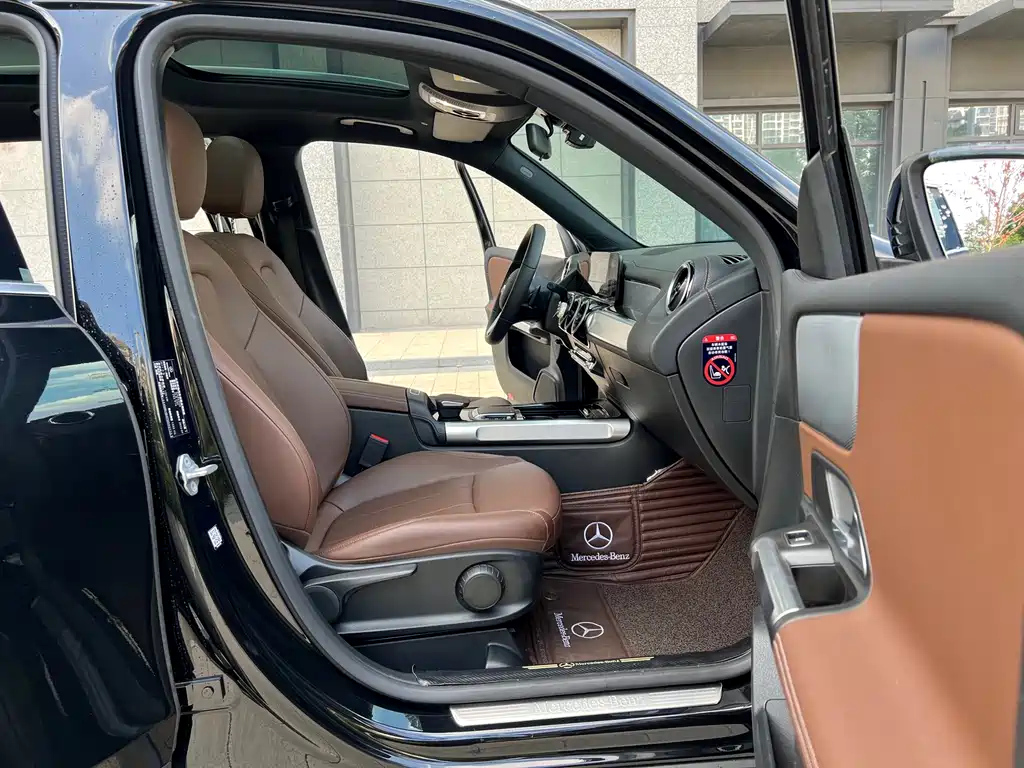 MERCEDES BENZ GLB 2022