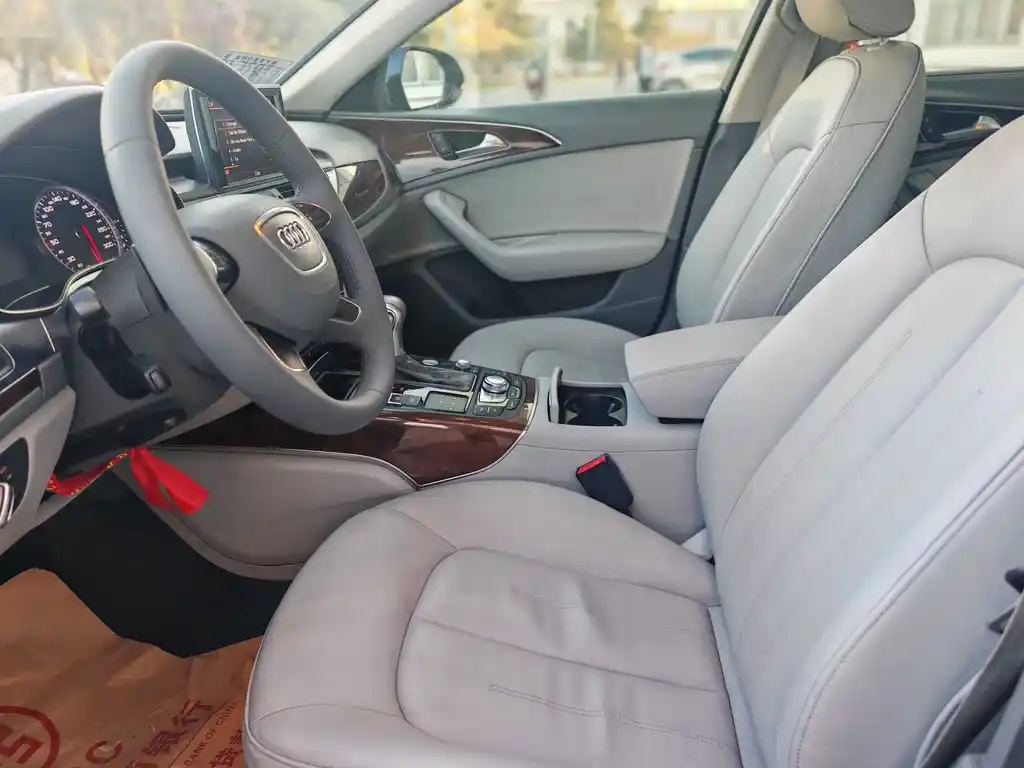 AUDI A6L 2014