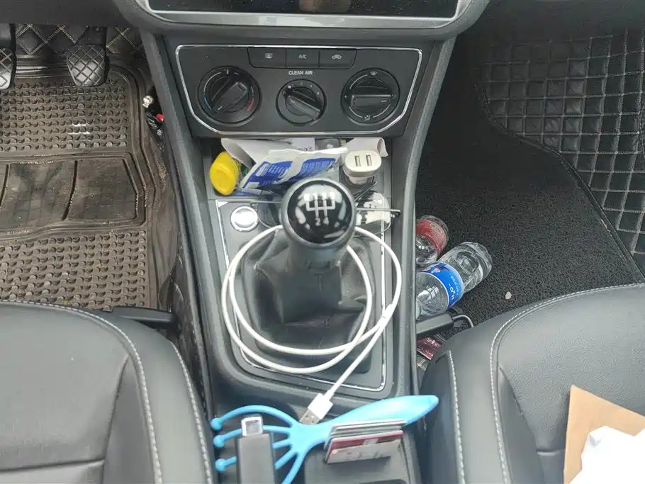 VOLKSWAGEN LAVIDA 2017
